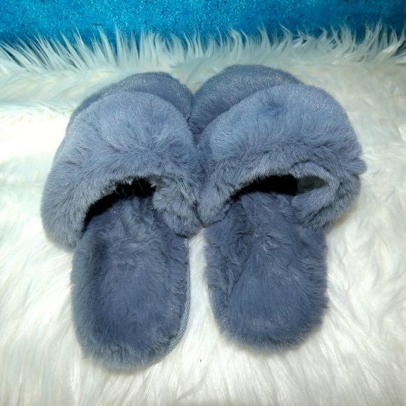 Express Cozy Faux Fur Blue Grey Slippers 7 8 - Picture 5 of 10